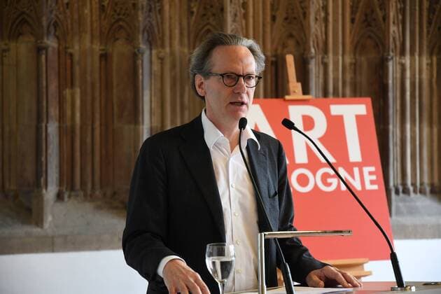 Berliner Galerist Klaus Gerrit Friese und Vorsitzender des Zentralarchiv des internationalen Kunsthandels e.V. am 26.04.2017 in Köln bei der Verleihung des ART Cologne Preis 2017 vom Bundesverband Deutscher Galerien und Kunsthändler e.V. und der Kölnmesse an Dr. Günter Herzog, Leiter des Zentralarchiv des internationalen Kunsthandels ZADIK e.V. im Hansasaal des historischen Rathaus Köln.