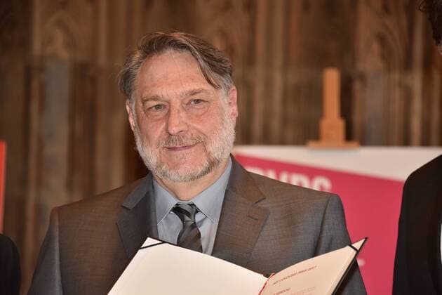 Dr. Günter Herzog, Leiter des Zentralarchiv des internationalen Kunsthandels ZADIK e.V. am 26.04.2017 in Köln bei der Verleihung des ART Cologne Preis 2017 vom Bundesverband Deutscher Galerien und Kunsthändler e.V. und der Kölnmesse an Dr. Günter Herzog, Leiter des Zentralarchiv des internationalen Kunsthandels ZADIK e.V. im Hansasaal des historischen Rathaus Köln.