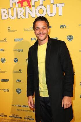 Kostja Ullmann bei der Happy Burnout Film Premiere am 26.04.2017 in Hamburg Happy Burnout Filmpremiere in Hamburg, 2017 