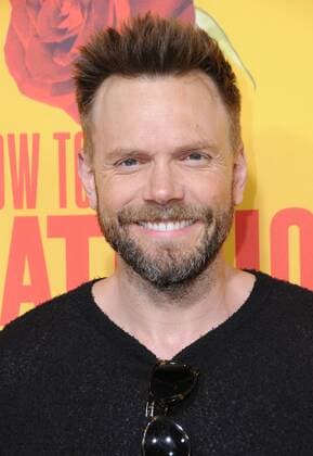 April 26, 2017 - Hollywood, CA, United States - 26 April 2017 - Hollywood, California - Joel McHale. Los Angeles premiere of How To Be A Latin Lover held at ArcLight Hollywood in Hollywood. Photo Credit: AdMedia Hollywood United States - ZUMAa123 20170426_zaa_a123_122 Copyright: xBirdiexThompsonx