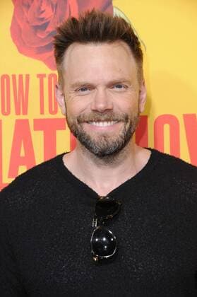 April 26, 2017 - Hollywood, CA, United States - 26 April 2017 - Hollywood, California - Joel McHale. Los Angeles premiere of How To Be A Latin Lover held at ArcLight Hollywood in Hollywood. Photo Credit: AdMedia Hollywood United States - ZUMAa123 20170426_zaa_a123_128 Copyright: xBirdiexThompsonx