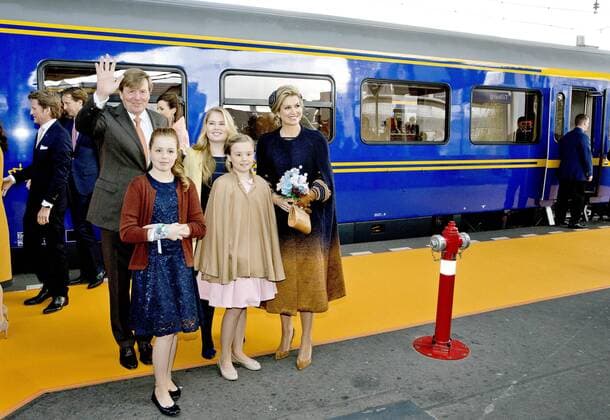 27-04-2017 Tilburg Dutch royal family during Kingsday ( Koningsdag) in Tilburg. Queen Maxima and King Willem-Alexander and Princess Amalia and Princess Alexia and Princess Ariane Prince Constantijn and Princess Laurentien Prince Maurits and Princess Marilene Prince Bernhard and Princess Annette Prince Pieter-Christiaan and Princess Anita Prince Floris and Princess Aimee  Copyright: xPPE NIEBOERx