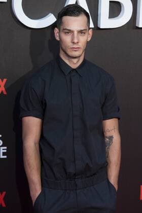 Joel Bosqued attends to Las chicas del cable premiere at Callao Cinemas in Madrid, April 27, 2017. Spain.  (20170427048)