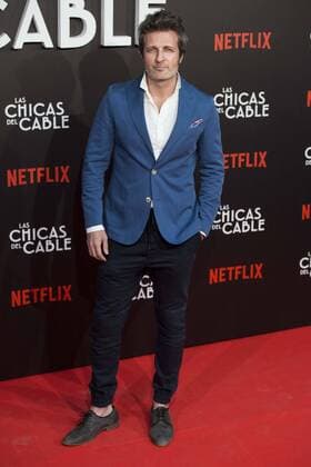 Jesus Olmedo attends to Las chicas del cable premiere at Callao Cinemas in Madrid, April 27, 2017. Spain.  (20170427080)