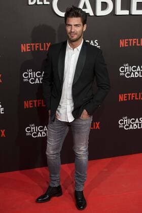 Maxi Iglesias attends to Las chicas del cable premiere at Callao Cinemas in Madrid, April 27, 2017. Spain.  (20170427094)