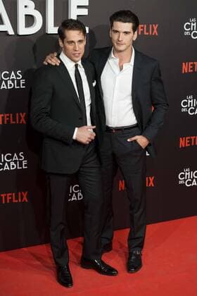 Martino Rivas and Yon Gonzalez attends to Las chicas del cable premiere at Callao Cinemas in Madrid, April 27, 2017. Spain.  (20170427126)