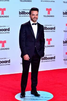 Puerto Rican singer Luis Fonsi poses at the red carpet during the Billboard Latin Music Awards at the Warsco Center of Miami University in Coral Gables, Florida, United States, 27 April 2017. BILLBOARD LATIN MUSIC AWARDS !ACHTUNG: NUR REDAKTIONELLE NUTZUNG!  Copyright: xGiorgioxVierax BIL001 20170428-636289482549822644