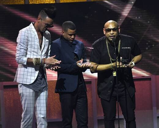 Latin artist Gents De Zona accepts an award during the 2017 Billboard Latin Music Awards and Show at the Bank United Center, University of Miami, Miami, Florida on April 27, 2017.  MIA20170427264 GARYxIxROTHSTEIN