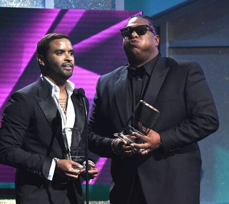 Latin artist Zion & Lennox accepts an award during the 2017 Billboard Latin Music Awards and Show at the Bank United Center, University of Miami, Miami, Florida on April 27, 2017.  MIA20170427268 GARYxIxROTHSTEIN