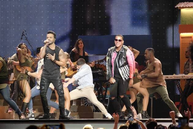Singers Luis Fonsi (L) and Daddy Yankee (R) perform during the Billboard Latin Music Awards at the Warsco Center of Miami University in Coral Gables, Florida, United States, 27 April 2017. BILLBOARD LATIN MUSIC AWARDS !ACHTUNG: NUR REDAKTIONELLE NUTZUNG!  Copyright: xGastonxDexCardenasx BIL042 20170428-636289580307612579