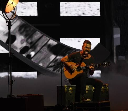 Latin artist Ricardo Arjna performs during the 2017 Billboard Latin Music Awards and Show at the Bank United Center, University of Miami, Miami, Florida on April 27, 2017.  MIA20170427280 GARYxIxROTHSTEIN