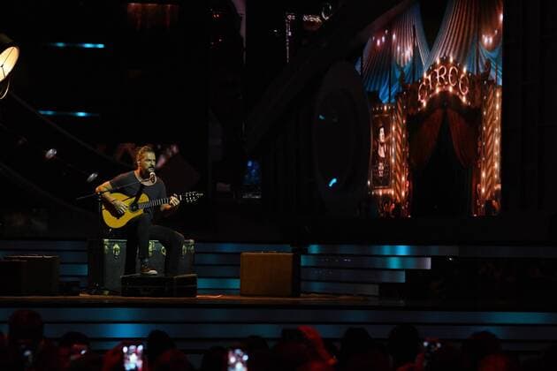 Latin artist Ricardo Arjna performs during the 2017 Billboard Latin Music Awards and Show at the Bank United Center, University of Miami, Miami, Florida on April 27, 2017.  MIA201704272263 GARYxIxROTHSTEIN
