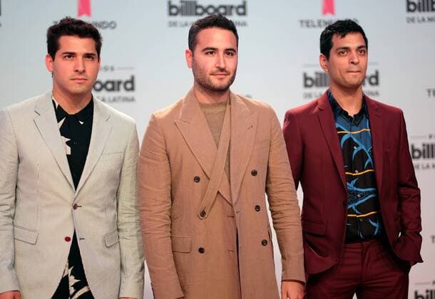 Latin artist REIK walks the red carpet during the 2017 Billboard Latin Music Awards at the Bank United Center, University of Miami, Miami, Florida on April 27, 2017.  MIA20170427117 GARYxIxROTHSTEIN