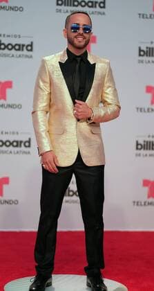 Latin artist Yandel walks the red carpet during the 2017 Billboard Latin Music Awards at the Bank United Center, University of Miami, Miami, Florida on April 27, 2017.  MIA20170427124 GARYxIxROTHSTEIN