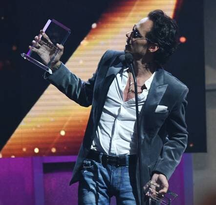 Latin artist Marc Anthony accepts an award during the 2017 Billboard Latin Music Awards and Show at the Bank United Center, University of Miami, Miami, Florida on April 27, 2017.  MIA201704272699 GARYxIxROTHSTEIN