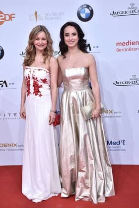 Stefanie Stappenbeck und Stephanie Stumph bei der Verleihung Deutscher Filmpreis 2017 am 28.04.2017 in Berlin Deutscher Filmpreis 2017 in Berlin - Ankunft Roter Teppich 