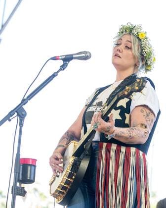April 28, 2017 - Indio, California, U.S - ELLE KING during Stagecoach Music Festival in Indio, California Indio U.S. - ZUMAs135 20170428_zap_s135_008 Copyright: xDanielxDeSloverx