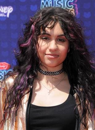 April 29, 2017 - Los Angeles, CA, United States - 29 April 2017 - Los Angeles, California - Alessia Cara. 2017 Radio Disney Music Awards held at Microsoft Theater in Los Angeles. Photo Credit: AdMedia Los Angeles United States - ZUMAa123 20170429_zaa_a123_076 Copyright: xBirdiexThompsonx