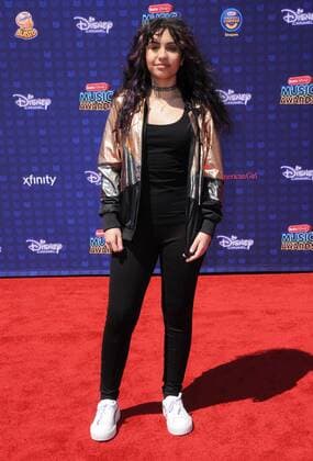 April 29, 2017 - Los Angeles, CA, United States - 29 April 2017 - Los Angeles, California - Alessia Cara. 2017 Radio Disney Music Awards held at Microsoft Theater in Los Angeles. Photo Credit: AdMedia Los Angeles United States - ZUMAa123 20170429_zaa_a123_083 Copyright: xBirdiexThompsonx