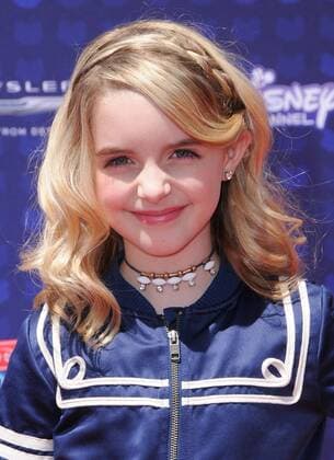 April 29, 2017 - Los Angeles, CA, United States - 29 April 2017 - Los Angeles, California - McKenna Grace . 2017 Radio Disney Music Awards held at Microsoft Theater in Los Angeles. Photo Credit: AdMedia Los Angeles United States - ZUMAa123 20170429_zaa_a123_128 Copyright: xBirdiexThompsonx