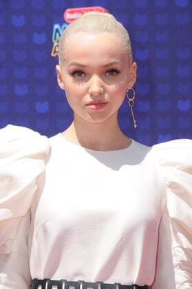 April 29, 2017 - Los Angeles, CA, United States - 29 April 2017 - Los Angeles, California - Dove Cameron. 2017 Radio Disney Music Awards held at Microsoft Theater in Los Angeles. Photo Credit: AdMedia Los Angeles United States - ZUMAa123 20170429_zaa_a123_135 Copyright: xBirdiexThompsonx