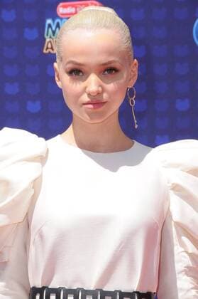 April 29, 2017 - Los Angeles, CA, United States - 29 April 2017 - Los Angeles, California - Dove Cameron. 2017 Radio Disney Music Awards held at Microsoft Theater in Los Angeles. Photo Credit: AdMedia Los Angeles United States - ZUMAa123 20170429_zaa_a123_136 Copyright: xBirdiexThompsonx