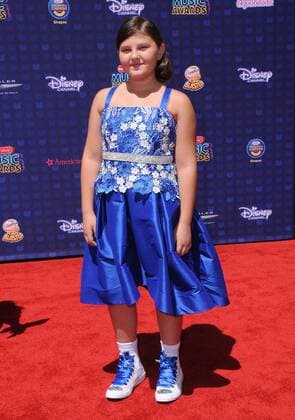 April 29, 2017 - Los Angeles, CA, United States - 29 April 2017 - Los Angeles, California - Mackenzie Hancsicsak. 2017 Radio Disney Music Awards held at Microsoft Theater in Los Angeles. Photo Credit: AdMedia Los Angeles United States - ZUMAa123 20170429_zaa_a123_194 Copyright: xBirdiexThompsonx