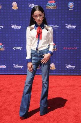 April 29, 2017 - Los Angeles, CA, United States - 29 April 2017 - Los Angeles, California - Jenna Ortega. 2017 Radio Disney Music Awards held at Microsoft Theater in Los Angeles. Photo Credit: AdMedia Los Angeles United States - ZUMAa123 20170429_zaa_a123_199 Copyright: xBirdiexThompsonx