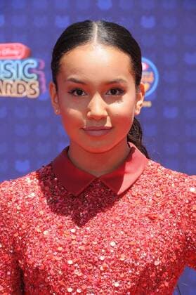 April 29, 2017 - Los Angeles, CA, United States - 29 April 2017 - Los Angeles, California - Sofia Wylie. 2017 Radio Disney Music Awards held at Microsoft Theater in Los Angeles. Photo Credit: AdMedia Los Angeles United States - ZUMAa123 20170429_zaa_a123_258 Copyright: xBirdiexThompsonx