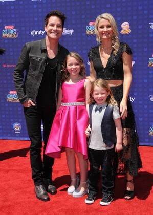 April 29, 2017 - Los Angeles, CA, United States - 29 April 2017 - Los Angeles, California - Pat Monahan. 2017 Radio Disney Music Awards held at Microsoft Theater in Los Angeles. Photo Credit: AdMedia Los Angeles United States - ZUMAa123 20170429_zaa_a123_324 Copyright: xBirdiexThompsonx