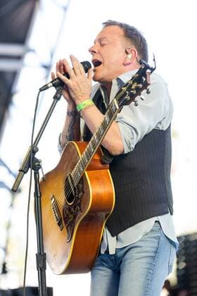 April 30, 2017 - Indio, California, U.S - KIEFER SUTHERLAND during Stagecoach Music Festival in Indio, California Indio U.S. - ZUMAs135 20170430_zap_s135_031 Copyright: xDanielxDeSloverx