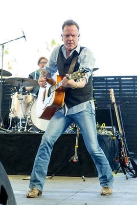 April 30, 2017 - Indio, California, U.S - KIEFER SUTHERLAND during Stagecoach Music Festival in Indio, California Indio U.S. - ZUMAs135 20170430_zap_s135_049 Copyright: xDanielxDeSloverx