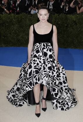 Daisy Ridley arrives on the red carpet at the Costume Institute Benefit at The Metropolitan Museum of Art celebrating the opening of Rei Kawakubo Comme des Garcons: Art of the In-Between in New York City on May 1, 2017.  NYP20170501125 JOHNxANGELILLO