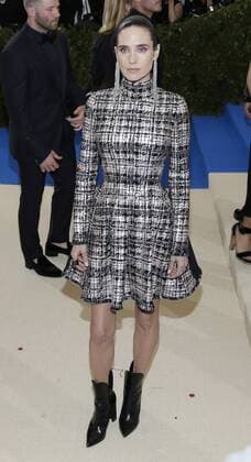Jennifer Connelly arrives on the red carpet at the Costume Institute Benefit at The Metropolitan Museum of Art celebrating the opening of Rei Kawakubo Comme des Garcons: Art of the In-Between in New York City on May 1, 2017.  NYP20170501159 JOHNxANGELILLO