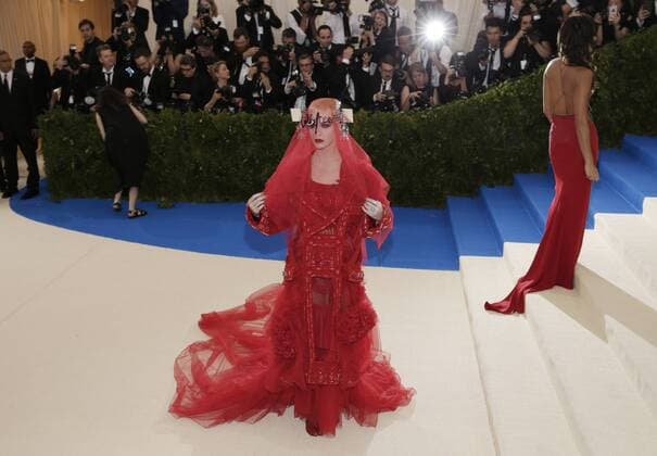 Katy Perry arrives on the red carpet at the Costume Institute Benefit at The Metropolitan Museum of Art celebrating the opening of Rei Kawakubo Comme des Garcons: Art of the In-Between in New York City on May 1, 2017.  NYP20170501173 JOHNxANGELILLO