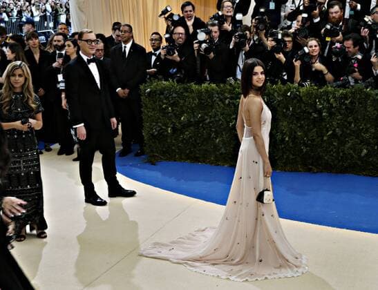 Selena Gomez arrives on the red carpet at the Costume Institute Benefit at The Metropolitan Museum of Art celebrating the opening of Rei Kawakubo Comme des Garcons: Art of the In-Between in New York City on May 1, 2017.  NYP20170501181 JOHNxANGELILLO