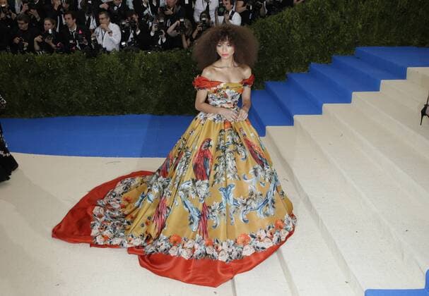 Zendaya arrives on the red carpet at the Costume Institute Benefit at The Metropolitan Museum of Art celebrating the opening of Rei Kawakubo Comme des Garcons: Art of the In-Between in New York City on May 1, 2017.  NYP20170501550 JOHNxANGELILLO
