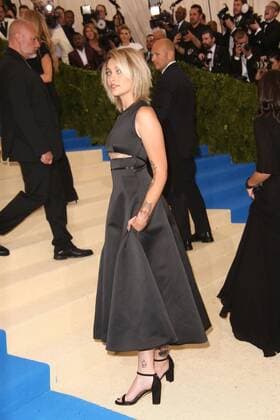 May 1, 2017 - New York, New York, U.S. - PARIS JACKSON attends the Metropolitan Museum Costume Institute Benefit celebrating the exhibition of Rei Kawakubo Comme des Garcons-Art of the In Between.Met Museum,NYC.May 1, 2017.Photos by , Photos Inc. New York U.S. - ZUMAms4_ 20170501_zaf_ms4_073 Copyright: xSoniaxMoskowitzx