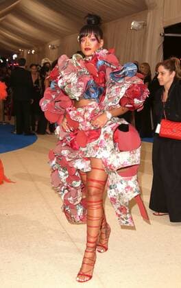 May 1, 2017 - New York, New York, U.S. - RIHANNA attends the Metropolitan Museum Costume Institute Benefit celebrating the exhibition of Rei Kawakubo Comme des Garcons-Art of the In Between.Met Museum,NYC.May 1, 2017.Photos by , Photos Inc. New York U.S. - ZUMAms4_ 20170501_zaf_ms4_090 Copyright: xSoniaxMoskowitzx
