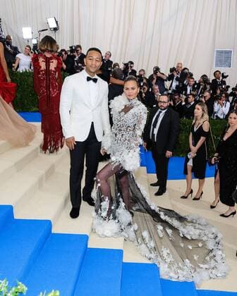 May 1, 2017 - New York, NY, United States - 01 May 2017 - New York, New York - Chrissy Teigen, John Legend. 2017 Metropolitan Museum of Art Costume Institute Benefit Gala at The Metropolitan Museum of Art. Photo Credit: Christopher Smith AdMedia New York United States - ZUMAa123 20170501_zaa_a123_174 Copyright: xChristopherxSmith Admediax