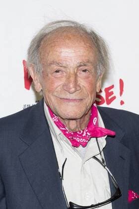 Venantino Venantini CELEBRITES : Avnt Premiere de Vive la Crise - Paris - 02 05 2017 JBAutissier Panoramic 