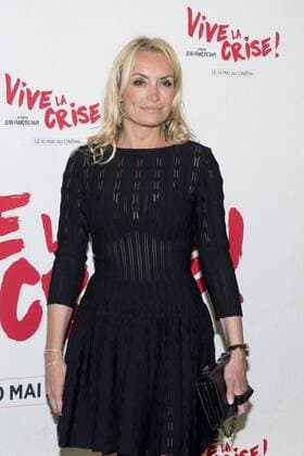 Christelle Lyon CELEBRITES : Avnt Premiere de Vive la Crise - Paris - 02 05 2017 JBAutissier Panoramic 