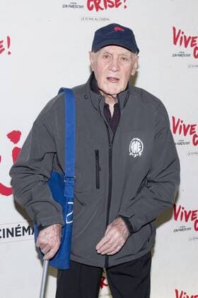 Remy Julienne CELEBRITES : Avnt Premiere de Vive la Crise - Paris - 02 05 2017 JBAutissier Panoramic 
