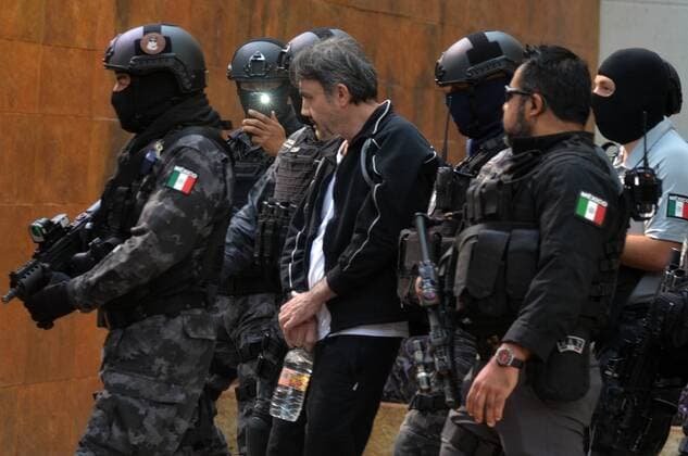 (170503) -- MEXICO CITY, May 3, 2017 -- Damaso Lopez Nunez (C), one of the leaders of an international drug trafficking cartel, is arrested in Mexico city, Mexico, May 2, 2017, according to the country s prosecutor-general (PGR). ) (djj) MEXICO-MEXICO CITY-DRUG LORD-ARRESTED Str 