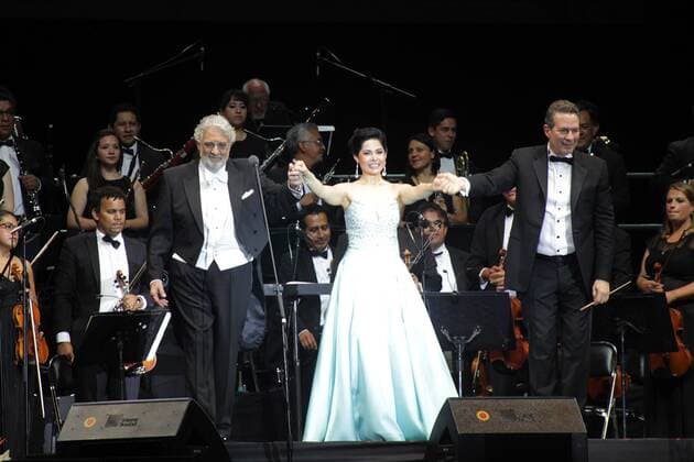 Placido Domingo gibt Charitykonzert in Mexiko May 2, 2017 - Mexico - EUM20170501ESP13.JPG.PUEBLA, Pue.- Music Musica-Placido Domingo.- Aspecto del concierto del tenor Placido Domingo, acompanado por la soprano Rebeca Olvera, en beneficio de la Cruz Roja, la noche de este martes 2 de mayo de 2017. Foto: Agencia EL UNIVERSAL RCC. Mexico  - ZUMAu78_ 20170502_zaf_u78_096 Copyright: xOmarxContrerasx
