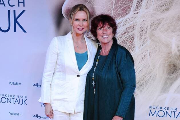 Veronica Ferres und Regina Ziegler bei der Rückkehr nach Montauk Film Premiere am 3.05.2017 in München Rueckkehr nach Montauk Filmpremiere in Muenchen, 2017 