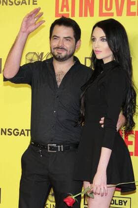 Latin Lover Filmpremiere in Mexiko-Stadt May 4, 2017 - Mexico - EUM20170504ESP15.JPG.CIUDAD DE MEXICO CinemaCine-Como ser un latin lover.- El actor Jose Eduardo Derbez en la alfombra roja de la pelicula Como ser un latin lover, 3 de mayo de 2017, Teatro Metropolitan. Foto: Agencia EL UNIVERSALCarlos MejiaJMA Mexico  - ZUMAu78_ 20170504_zaf_u78_029 Copyright: xElxUniversalx