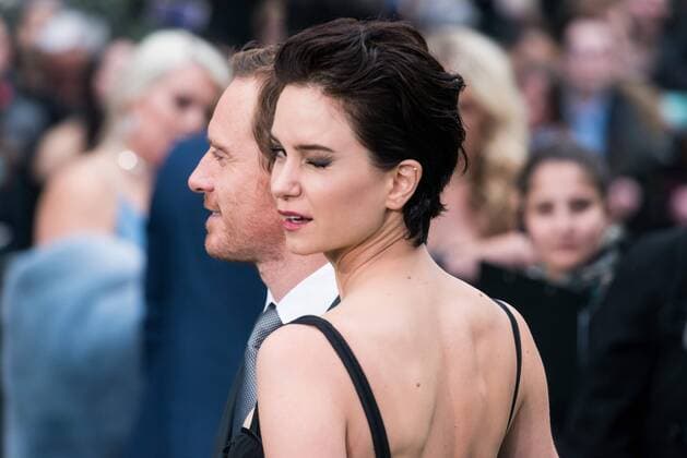 May 4, 2017 - London, London, UK - Michael Fassbender and Katherine Waterston attend the world film premiere of Alien: Covenant World Premiere in London London UK  - ZUMAt138 20170504_zap_t138_016 Copyright: xRayxTangx