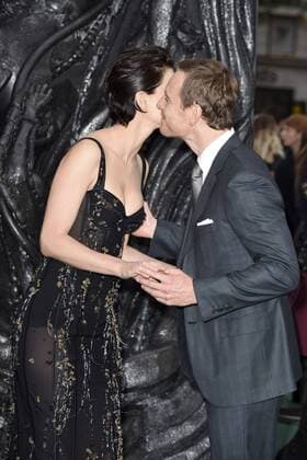 Katherine Waterston und Michael Fassbender bei der Weltpremiere des Kinofilms Alien: Covenant im Odeon Leicester Square. London, 04.05.2017 Katherine Waterston, Michael Fassbender  Foto:xS.xVasx xFuturexImage