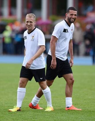 Fussball Promi-Benefizfußballspiel fuer das Tuebinger Ronald McDonald Hauses McDonald s Kinderhilfe Allstars - SV 03 Tuebingen Allstars 06.05.2017 Oliver Pocher (li, McDonald s Kinderhilfe Allstars) und Ex-Nationalspieler Kevin Kuranyi (McDonald s Kinderhilfe Allstars) hab Spass